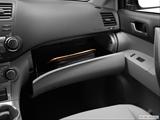  Glove box open photo